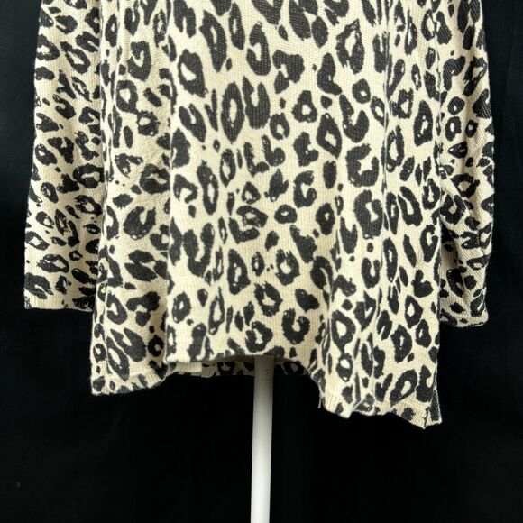 Requirements Leopard Print Top 2X Cotton Crewneck Casual - Picture 3 of 9